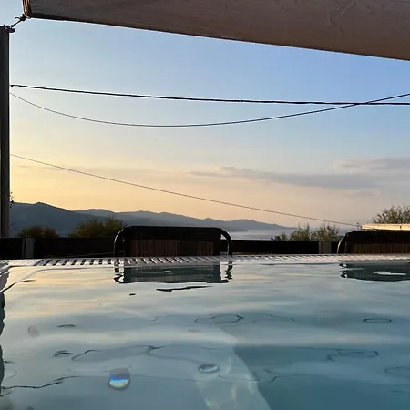 Thea - The View 2nd Floor شقة